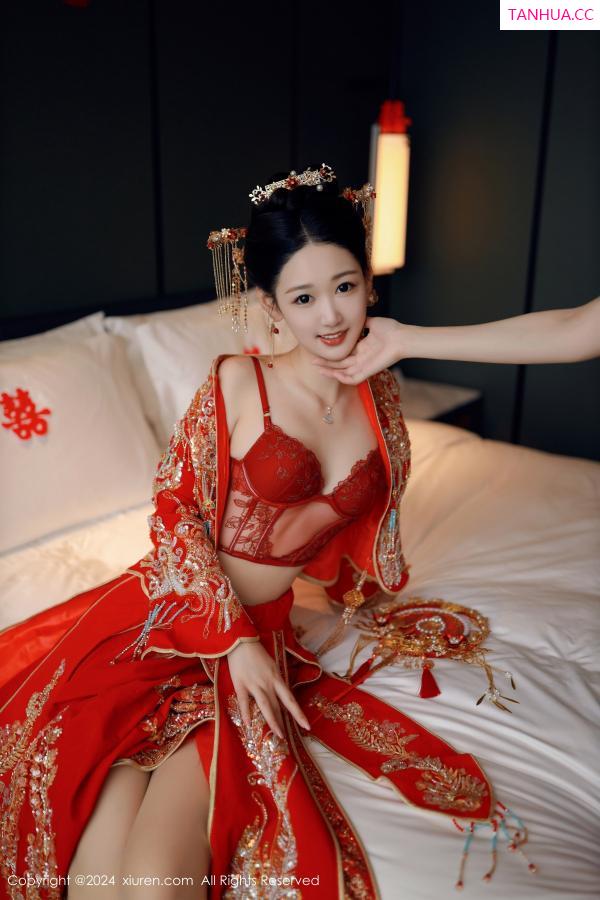 唐安琪  [XiuRen]高清写真图 2024.08.05 No.8972 唐安琪 性感新娘装第19张图片